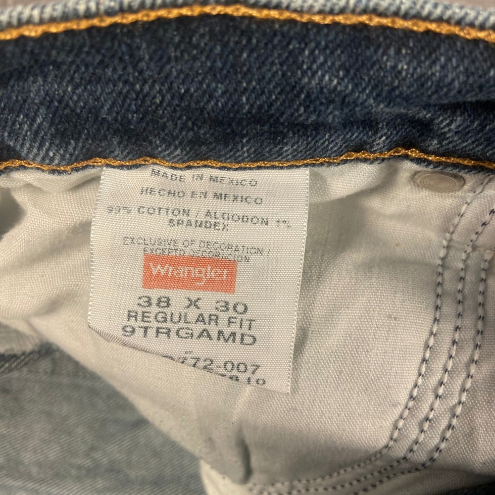 Wrangler Mens Regular Fit Jeans 38x30 Blue Denim Cotton Blend Classic - Picture 4 of 9